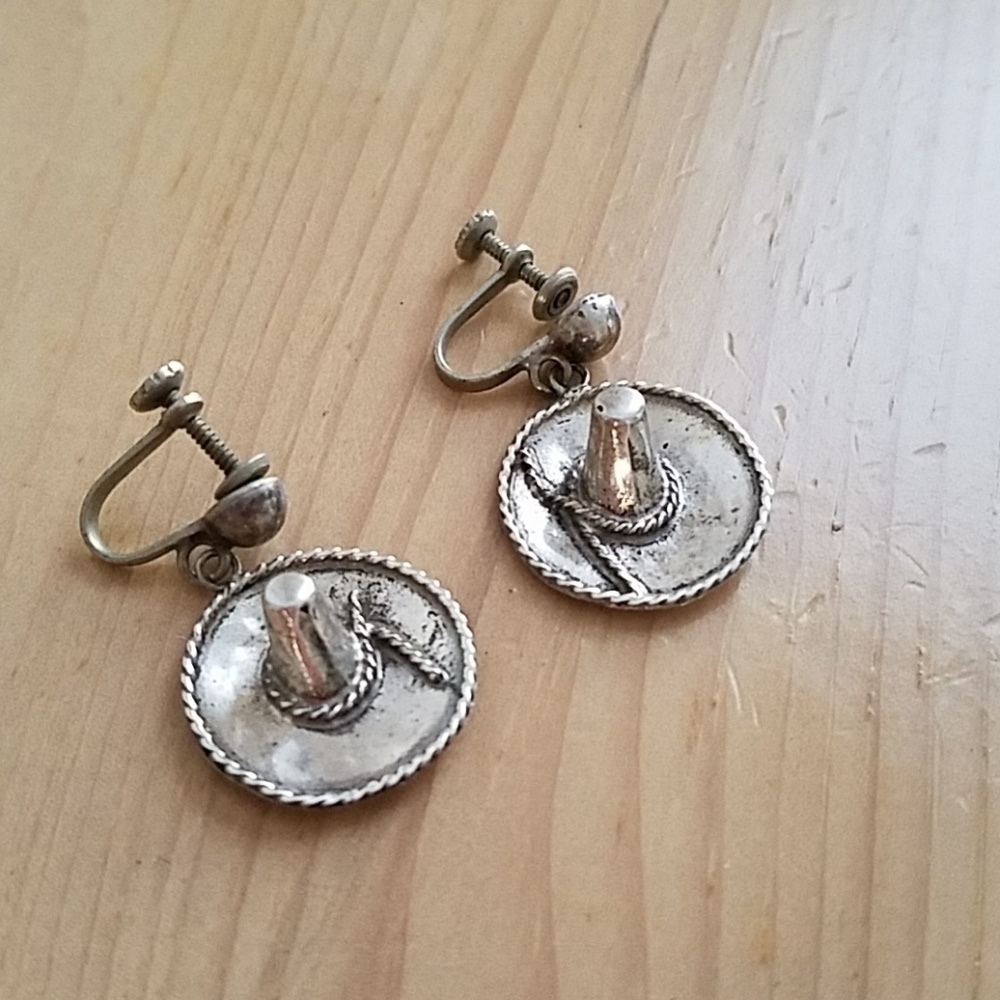 Vintage Mexico Sombrero Screw Back Earrings